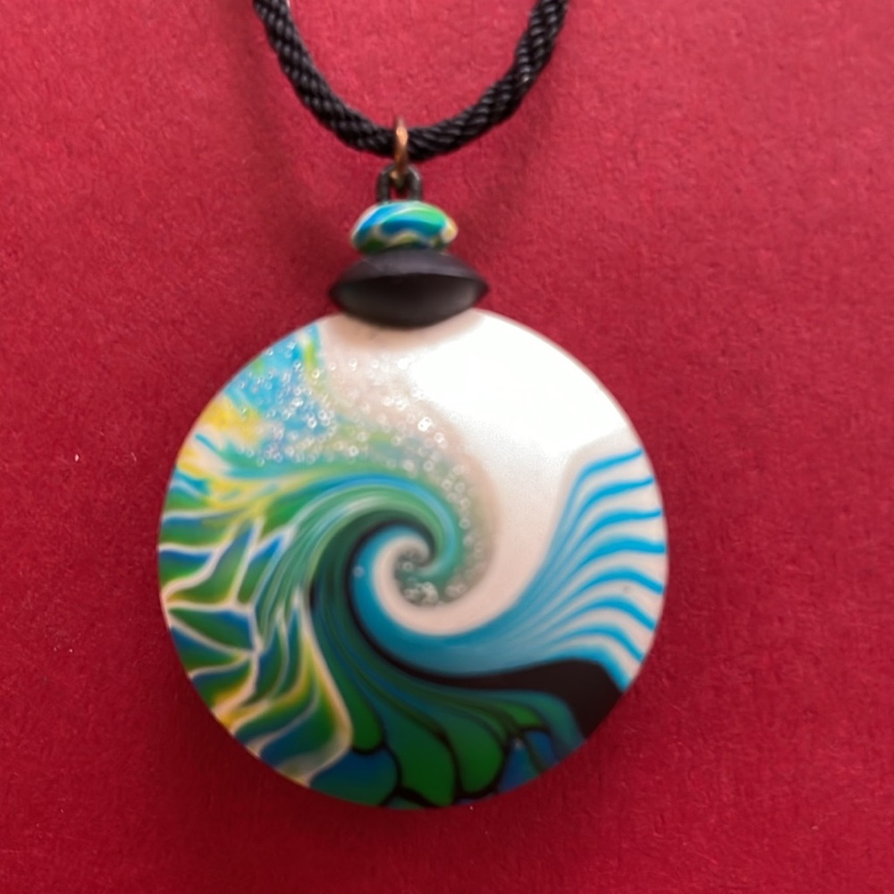 Swirl Stone necklace